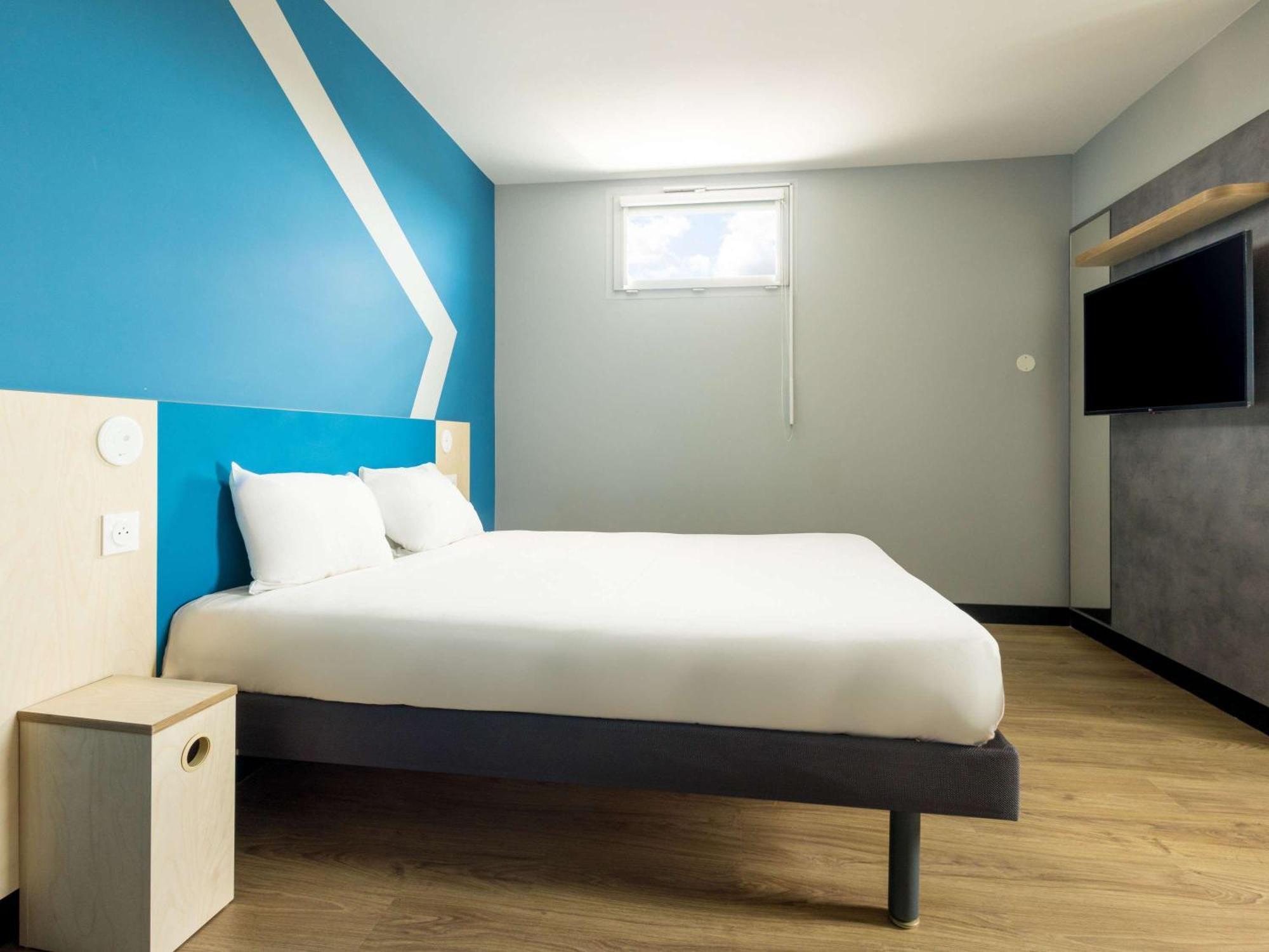 Ibis Budget Nanterre La Defense Exterior photo