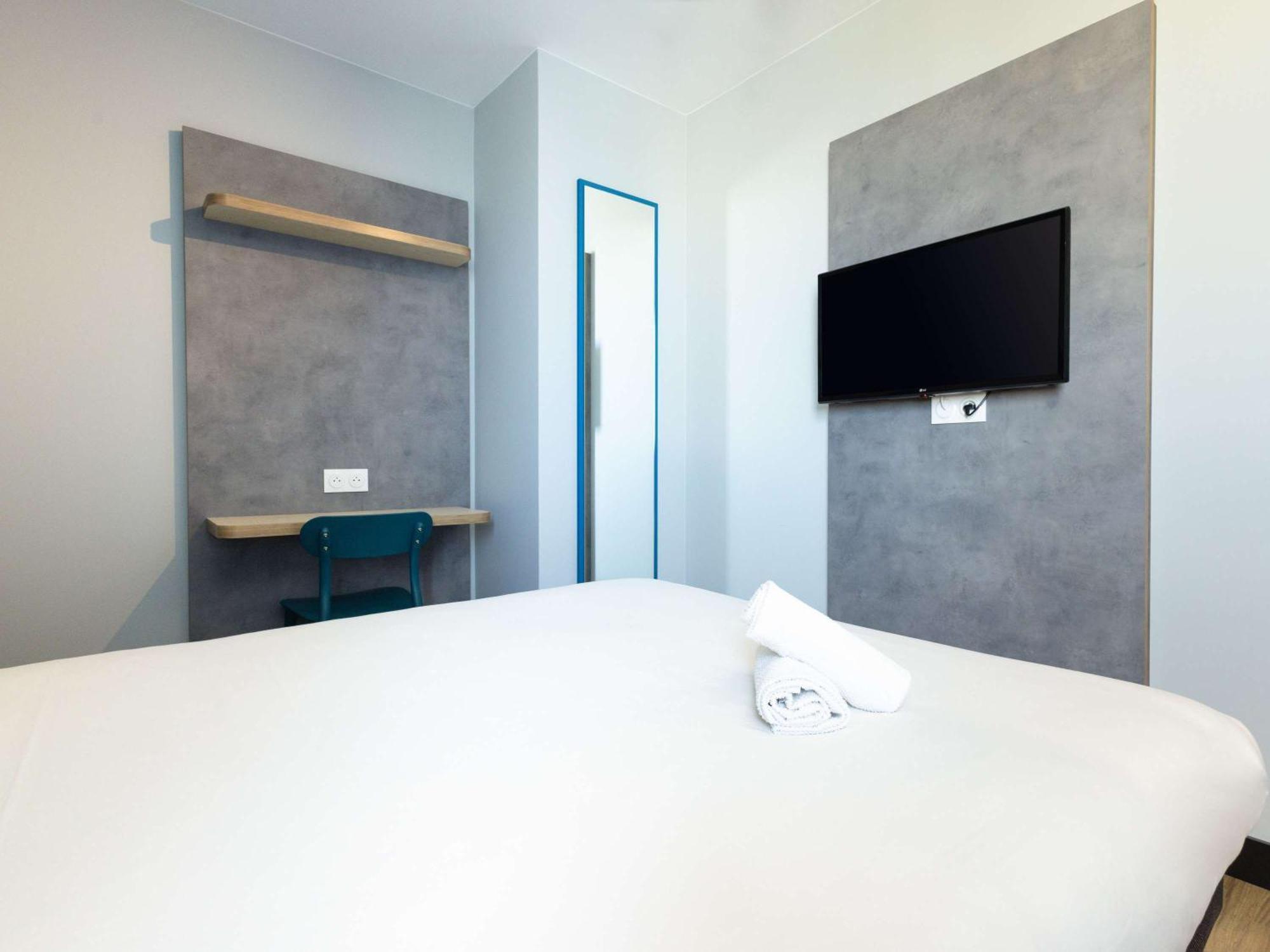 Ibis Budget Nanterre La Defense Exterior photo
