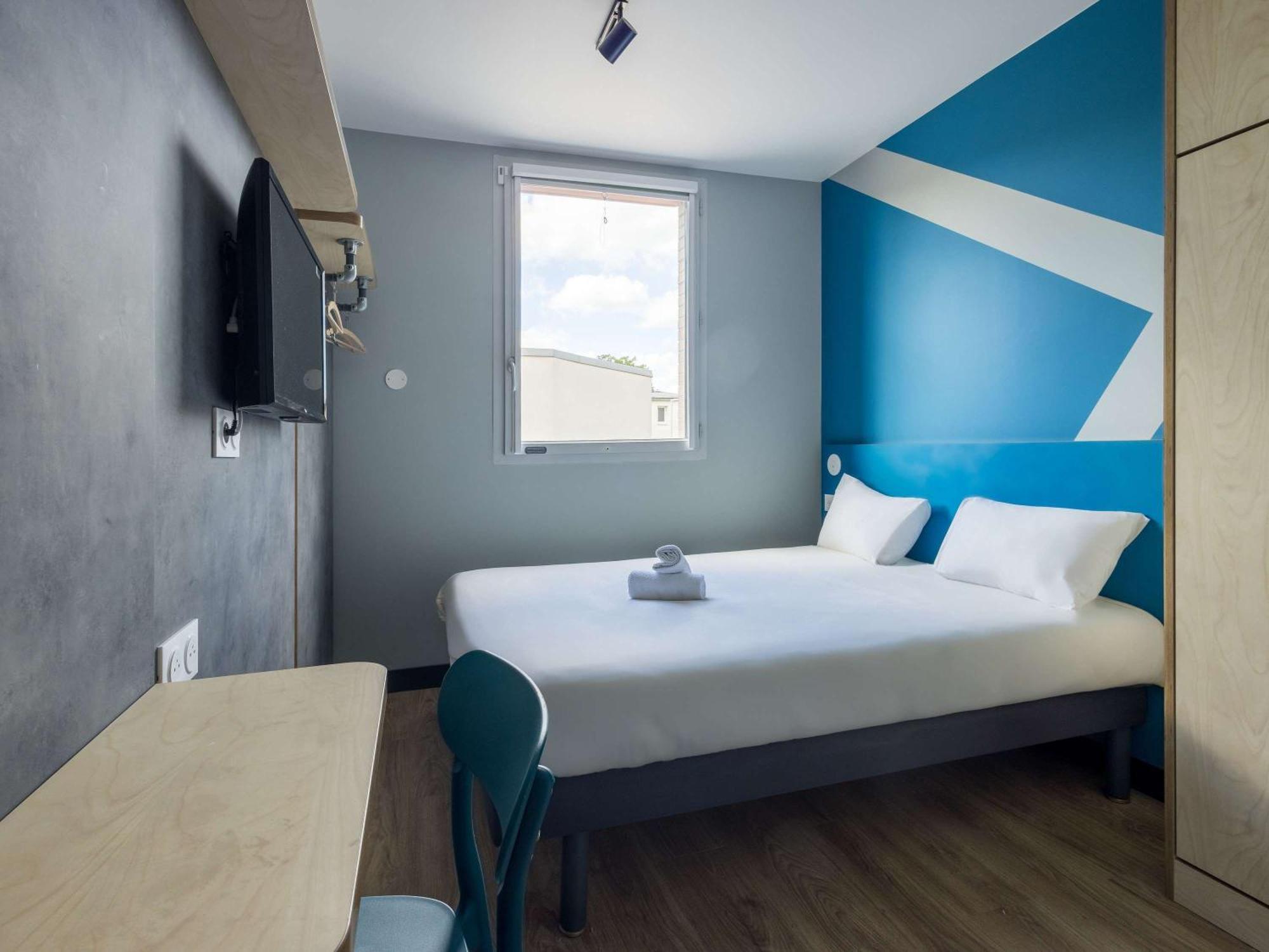 Ibis Budget Nanterre La Defense Exterior photo