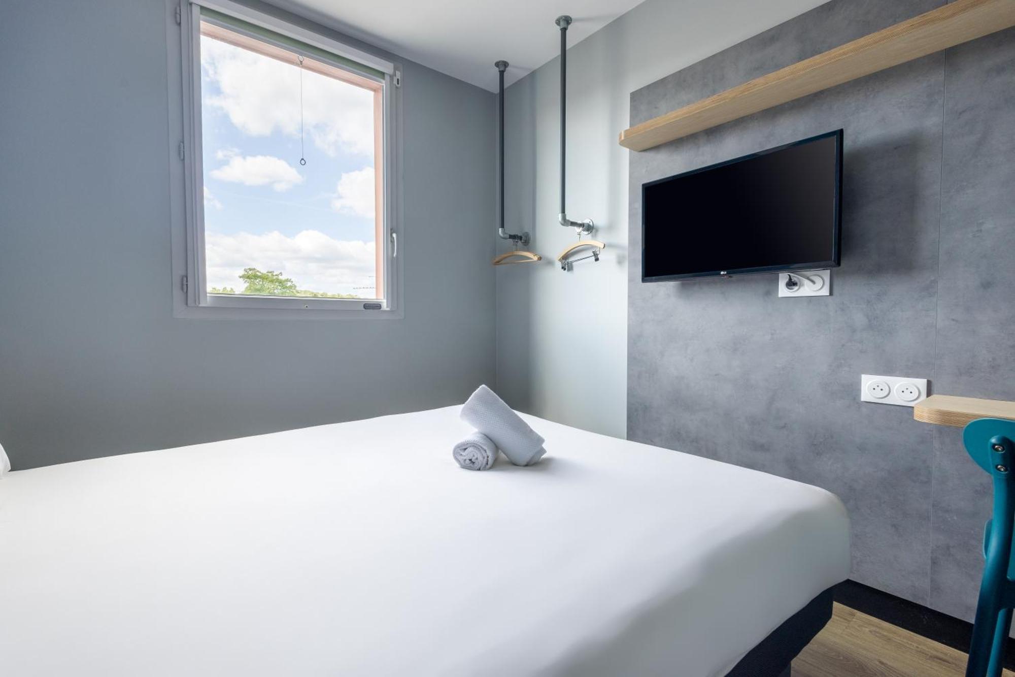 Ibis Budget Nanterre La Defense Exterior photo