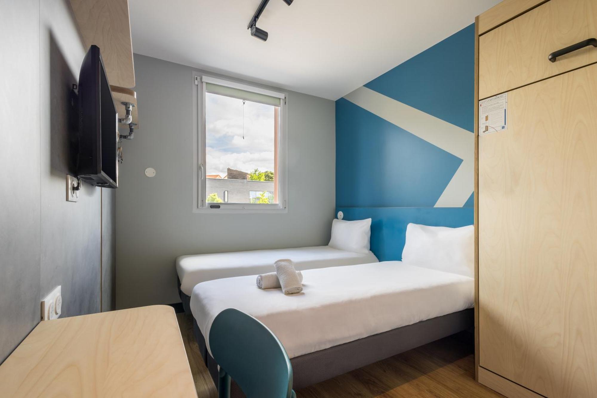 Ibis Budget Nanterre La Defense Exterior photo