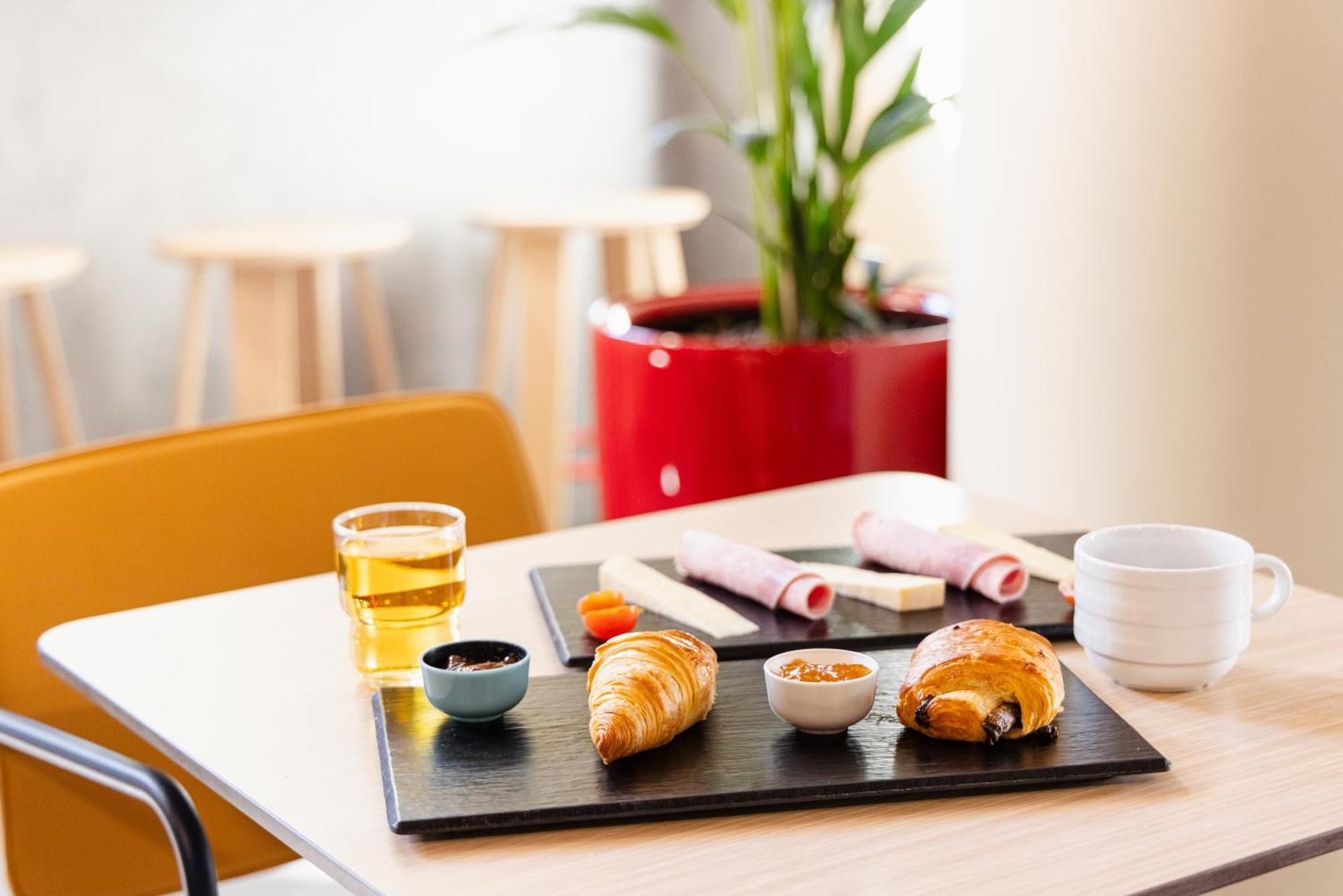 Ibis Budget Nanterre La Defense Exterior photo