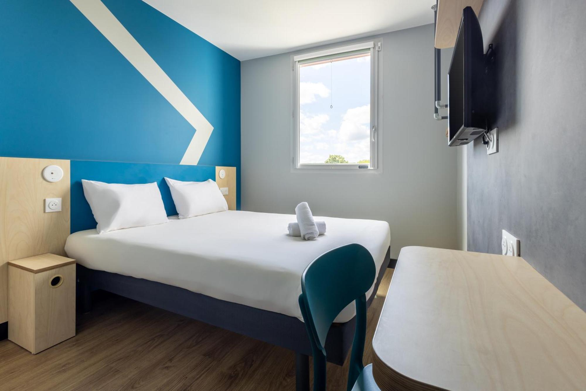 Ibis Budget Nanterre La Defense Exterior photo