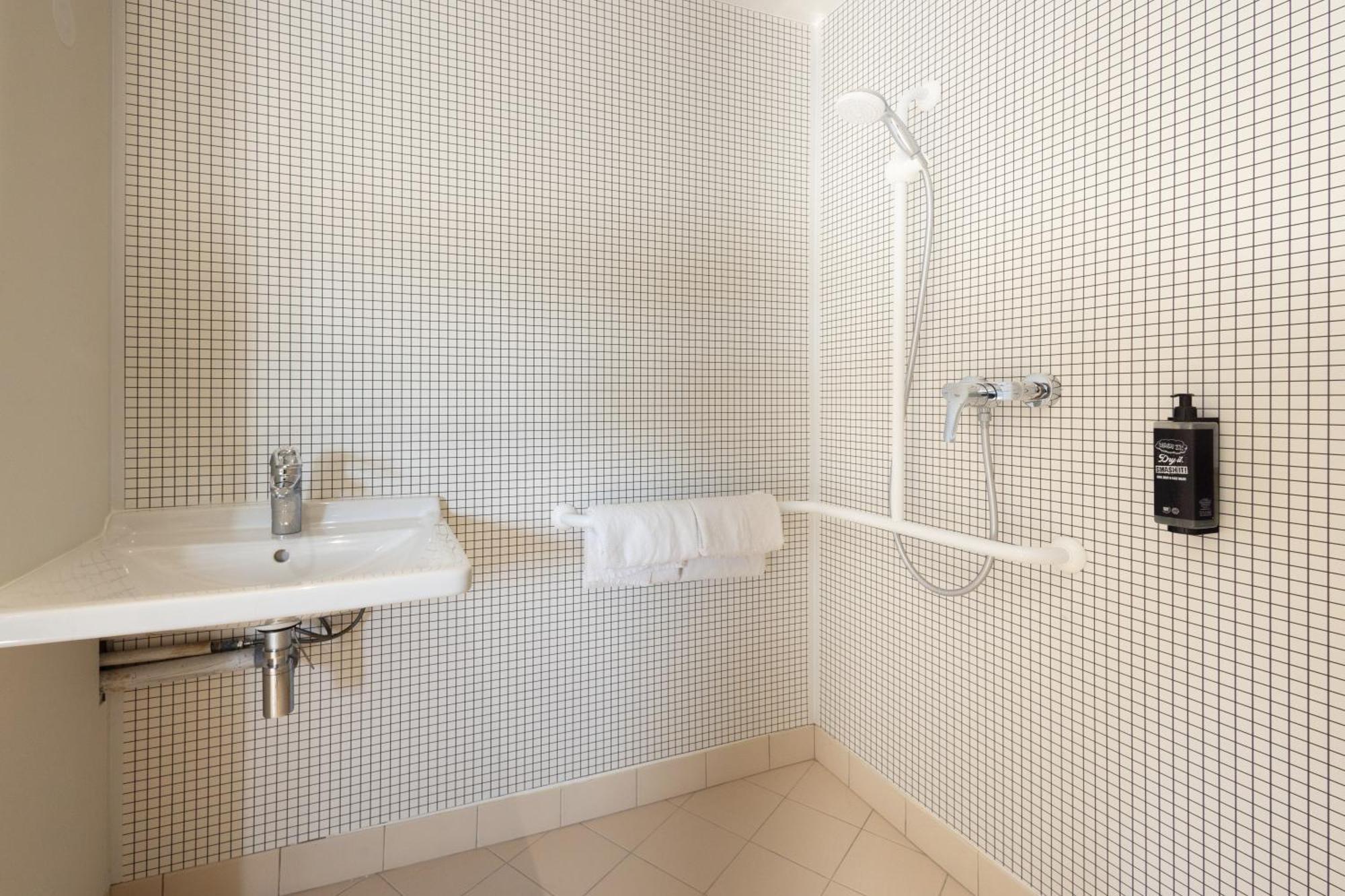 Ibis Budget Nanterre La Defense Exterior photo
